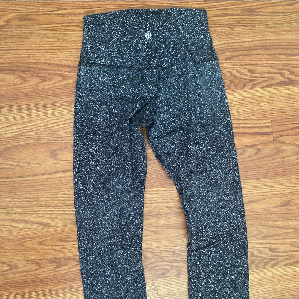 Black splatter lululemon aligns